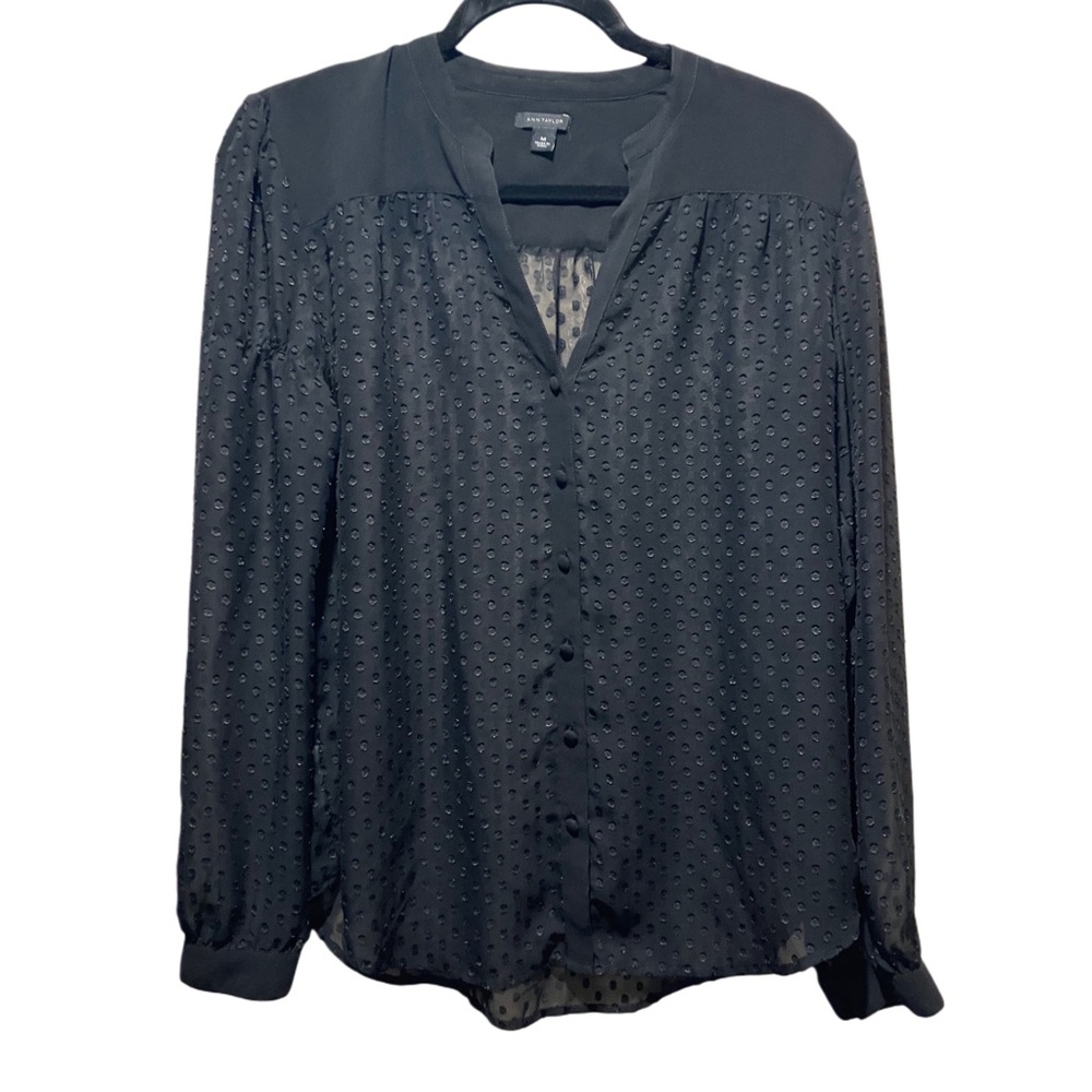 Ann‎ Taylor Black Swiss Dot Notched Collar Cuffed Sleeve Blouse Size M
